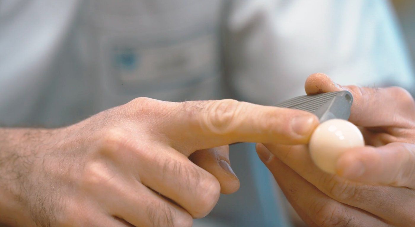 École des patients — présentation de l'implant